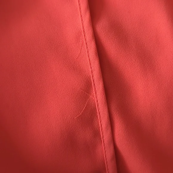 Express Sleeveless Top - Picture 9 of 9